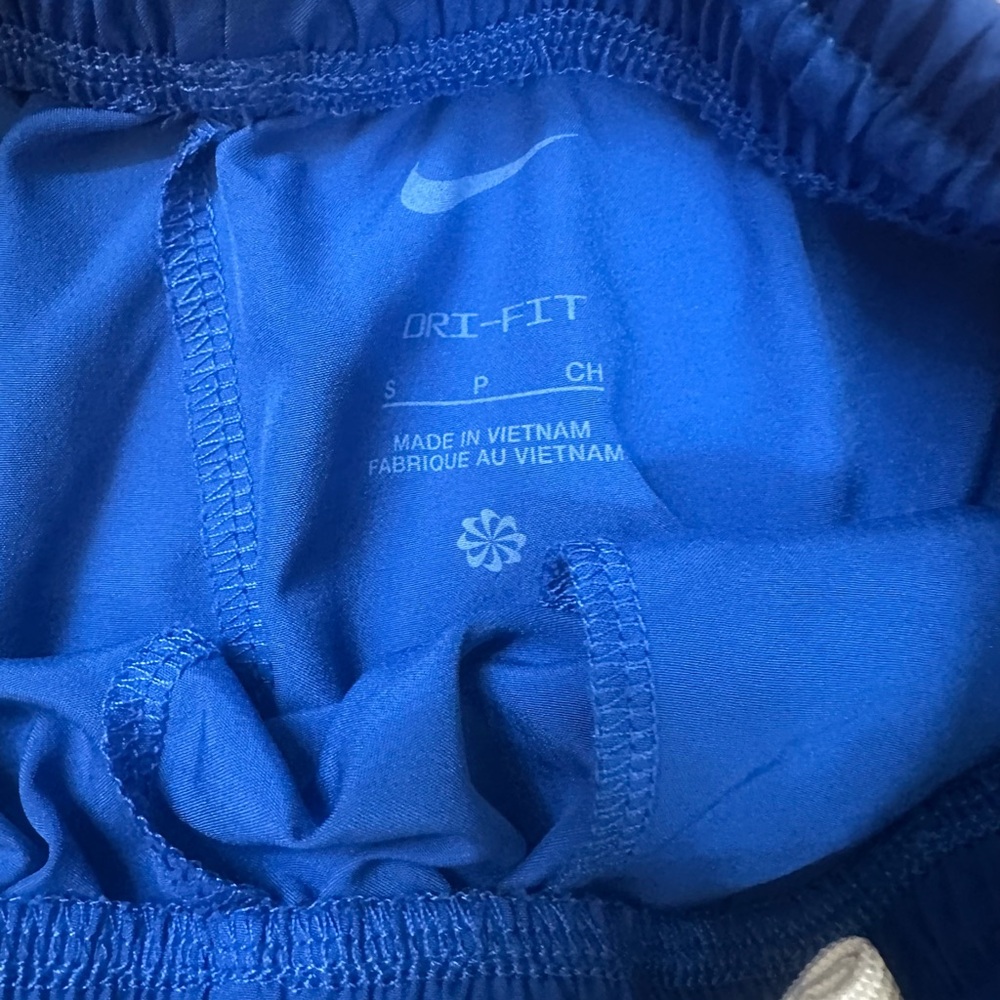 Nike Boys Royal Blue Logo Athletic Shorts - Picture 3 of 4